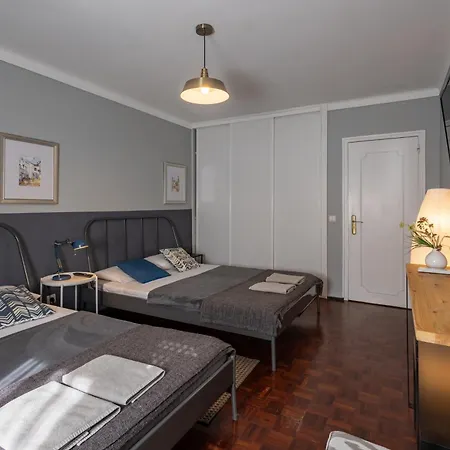 Mahouse Guest house