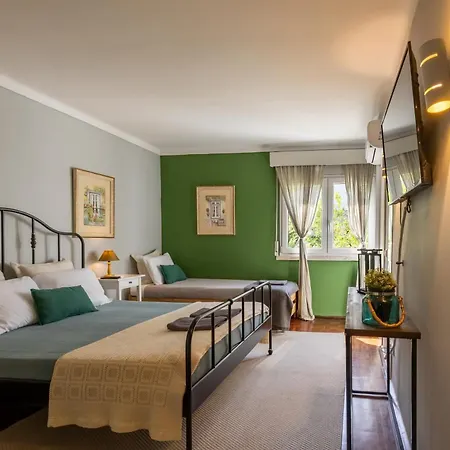 Guest house Mahouse 3*